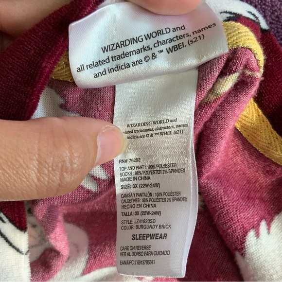 *SOLD ON EBAY* Harry Potter Hogwarts Sleepwear for Women Pajama Top 3X - Picture 5 of 6